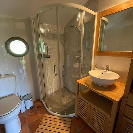 Charmante Chaumiere Traditionnelle Dans Le Marais Breton - Fr-1-426-584 *